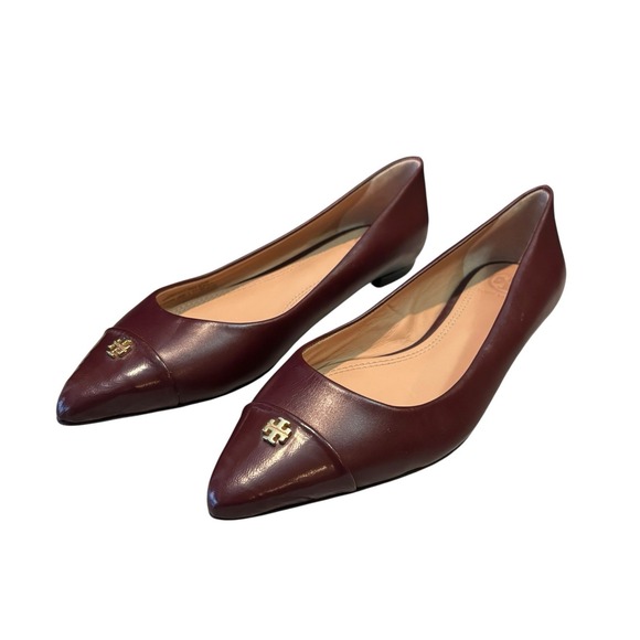 Tory Burch 6.5M Fairford Burgundy Leather Flats Pointed Cap Toe Gold Logo - Picture 1 of 9